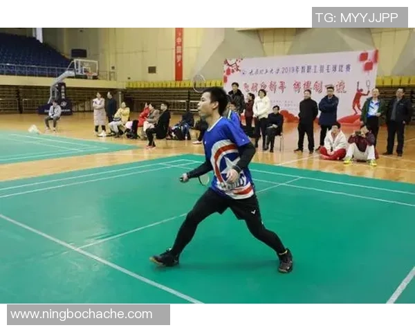 武汉羽毛球队在杯赛积分榜上以69分稳居第一名展现强劲实力